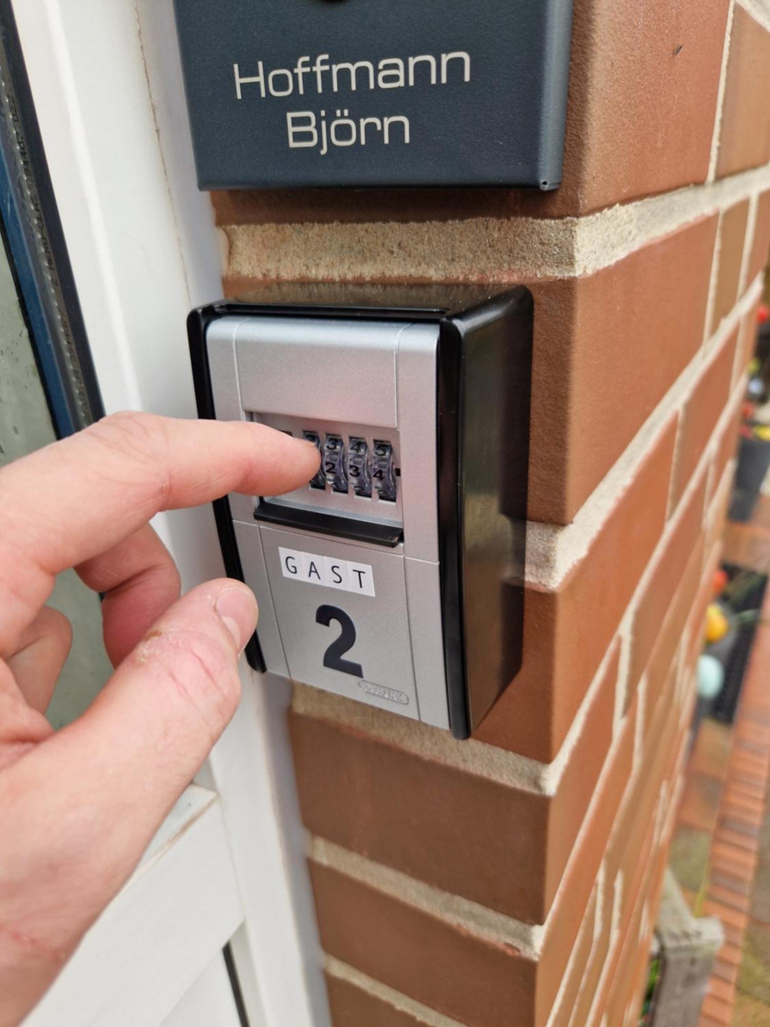 Einzelzimmer In Ruhiger Lage --- Check-In Mit Schluesselkasten 梅彭 外观 照片