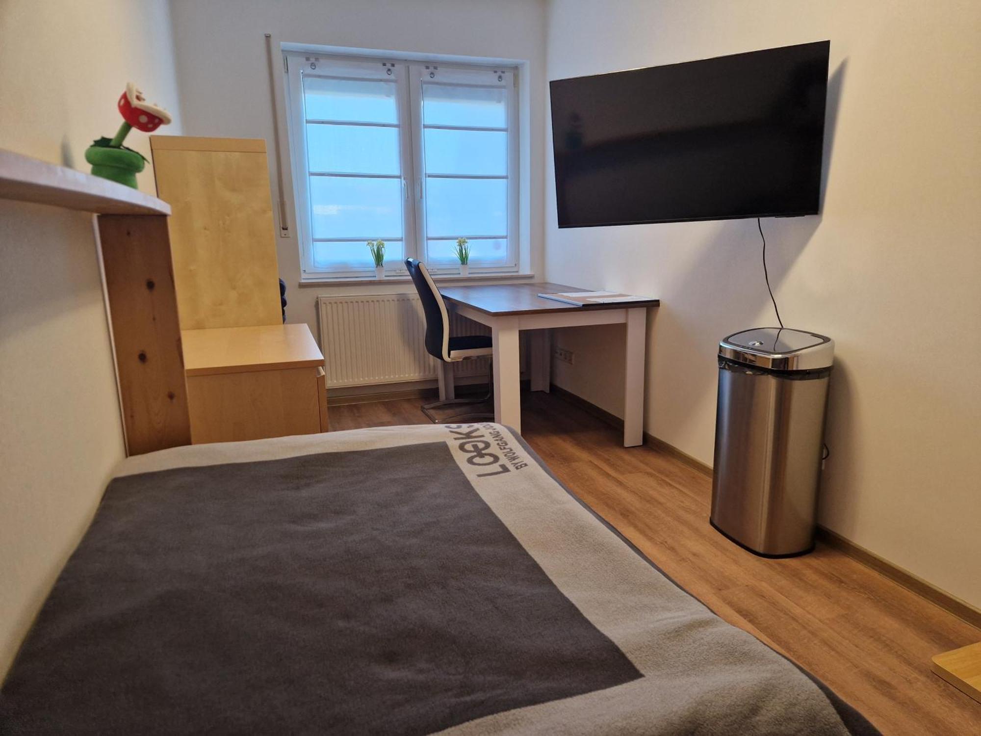 Einzelzimmer In Ruhiger Lage --- Check-In Mit Schluesselkasten 梅彭 外观 照片